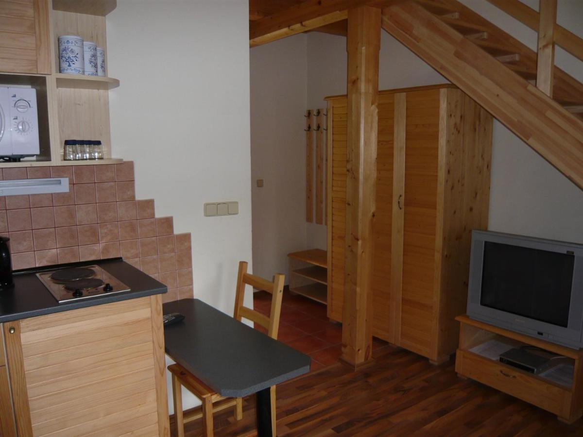 Penzion U Lisky Jarosov nad Nezarkou Habitación foto